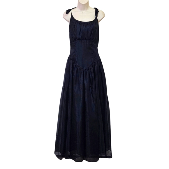 nice and elegant dresses Vintage Blue Dress L